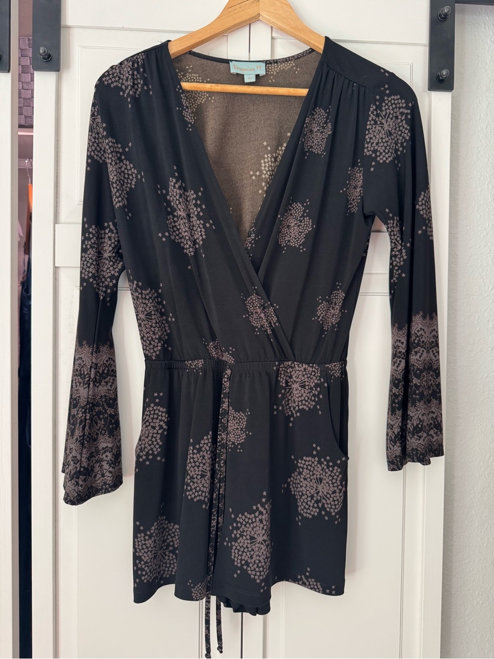 Veronica M Romper XS Black Taupe Star Print Long Sleeve Wrap